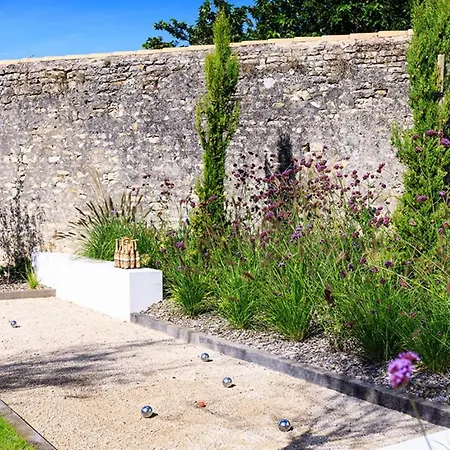 Le Clos De La Corderie Villa *